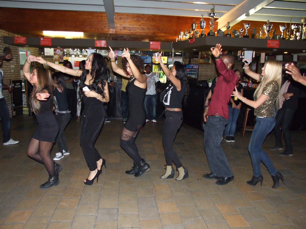 14122013 J Daniels party 078